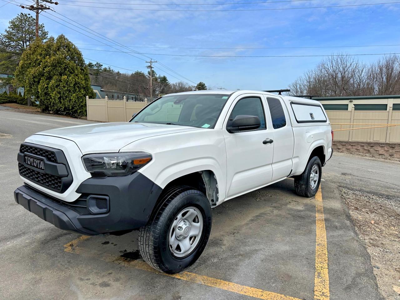 TOYOTA TACOMA 2019