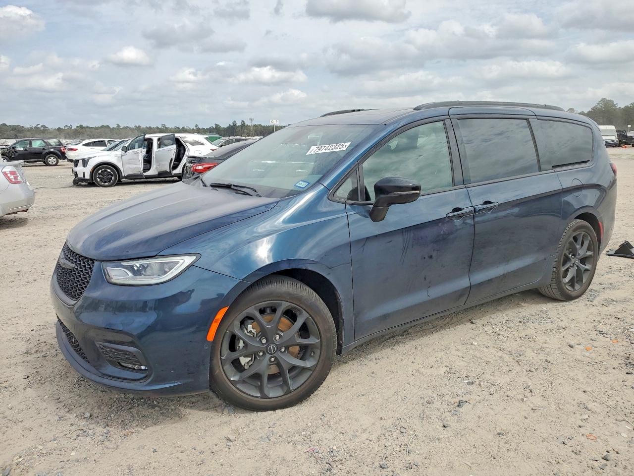 CHRYSLER PACIFICA 2025