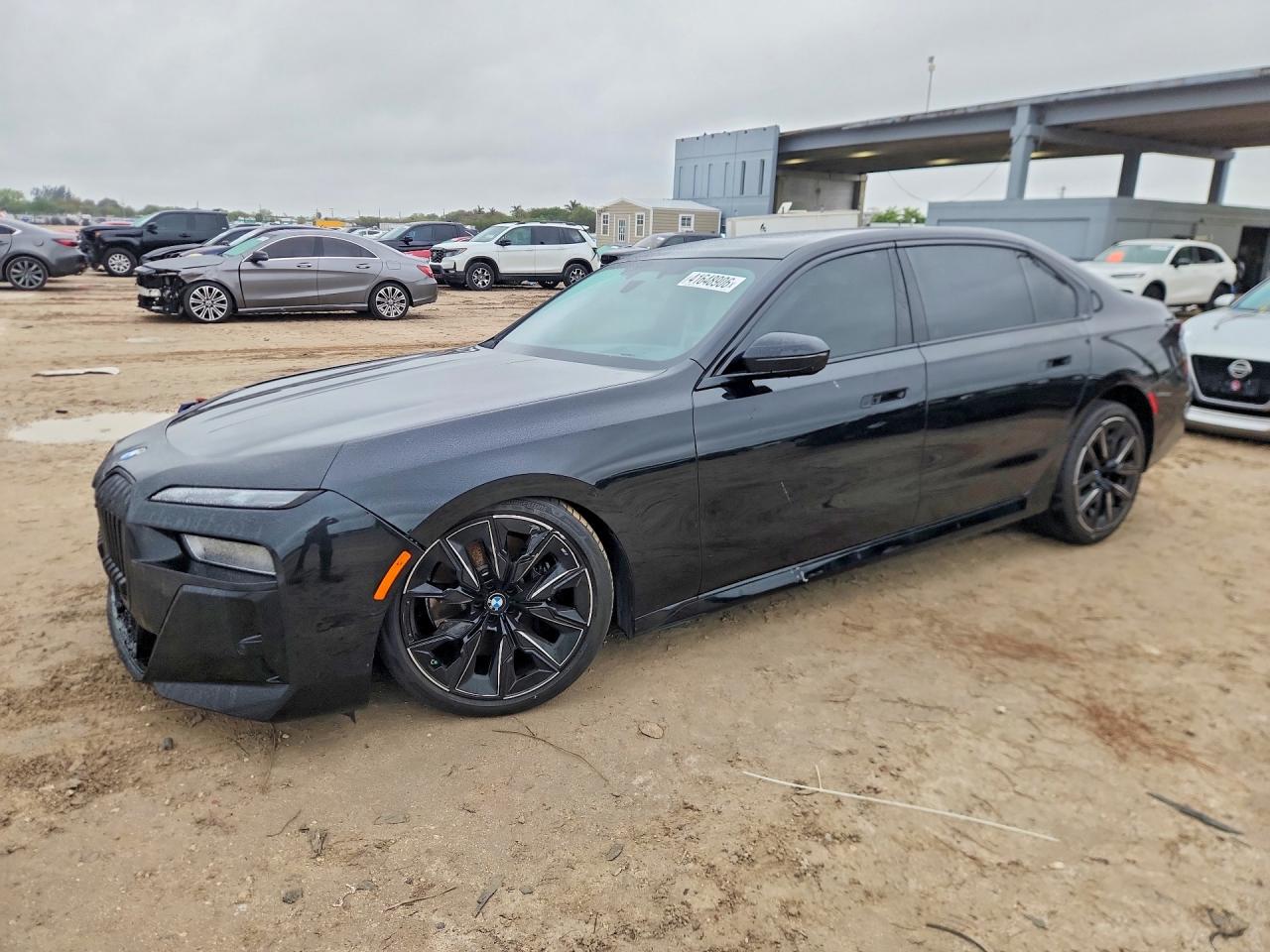 BMW 740 2023