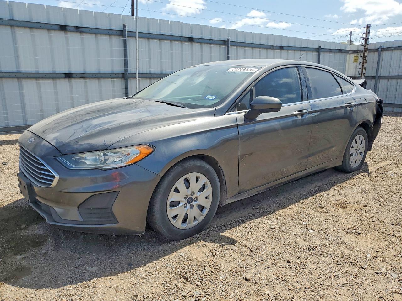 FORD FUSION 2019