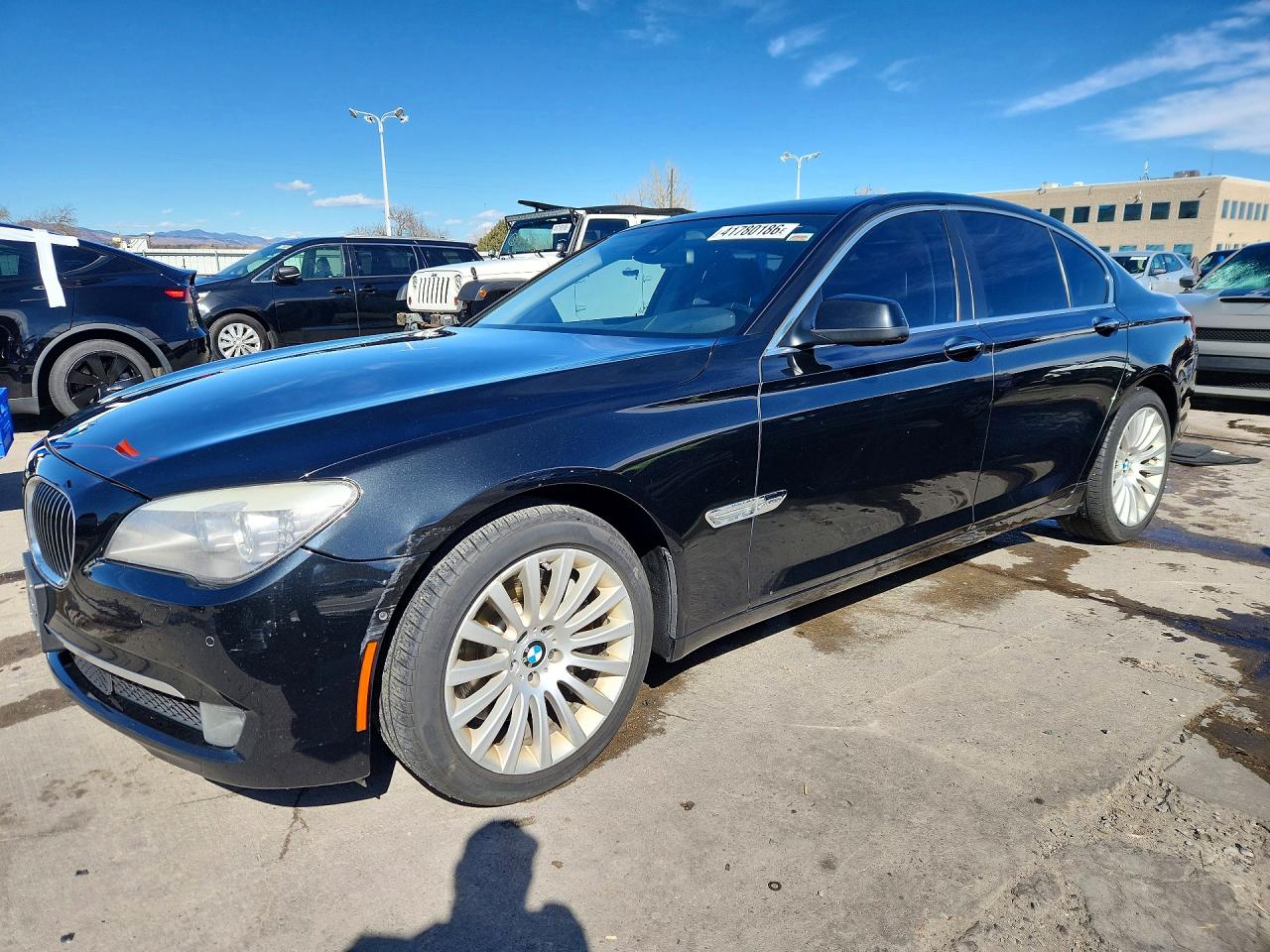BMW 750 2012