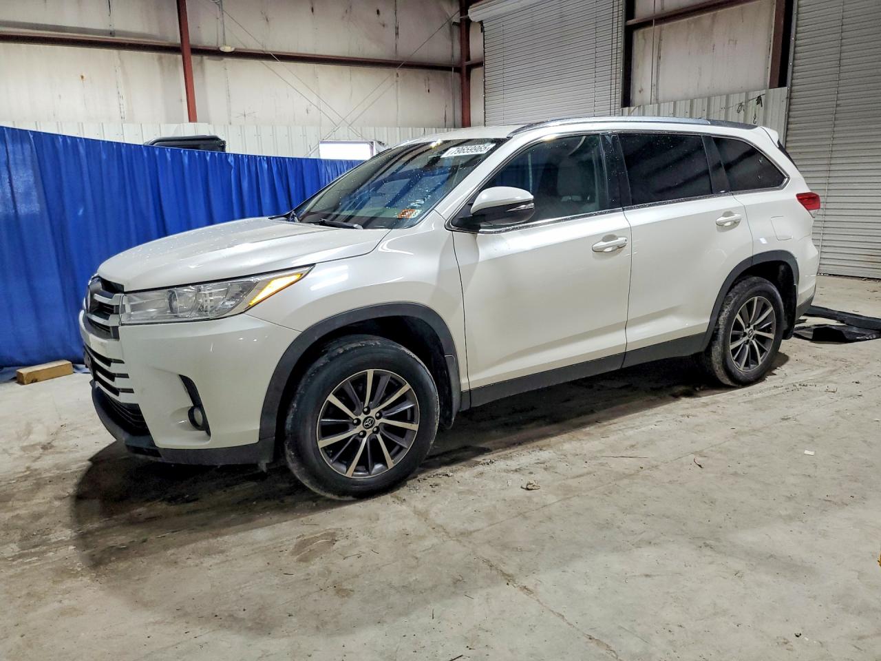 TOYOTA HIGHLANDER 2019