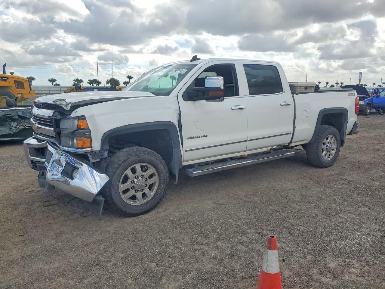 CHEVROLET SILVERADO 2015