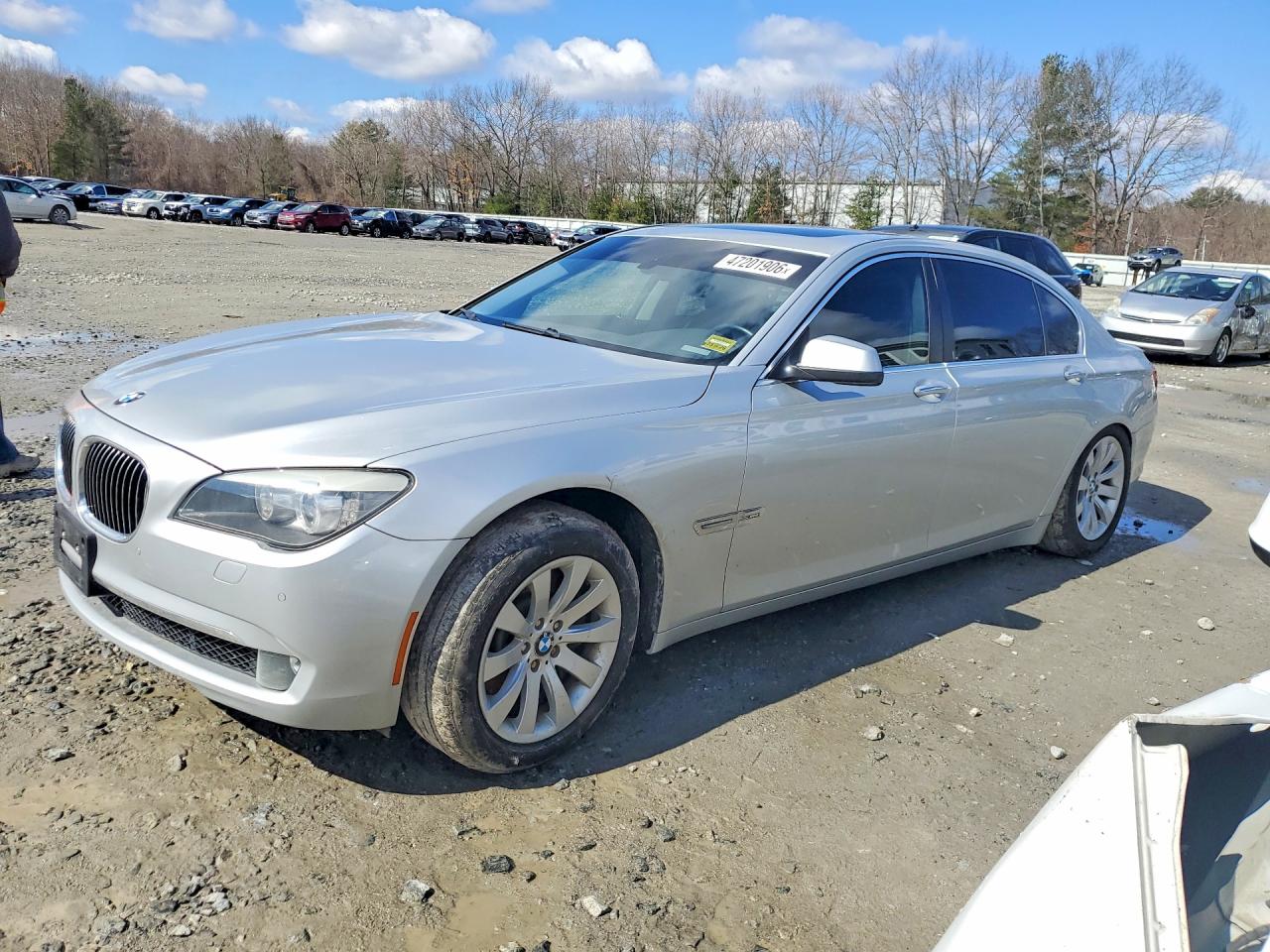 BMW 750 2010