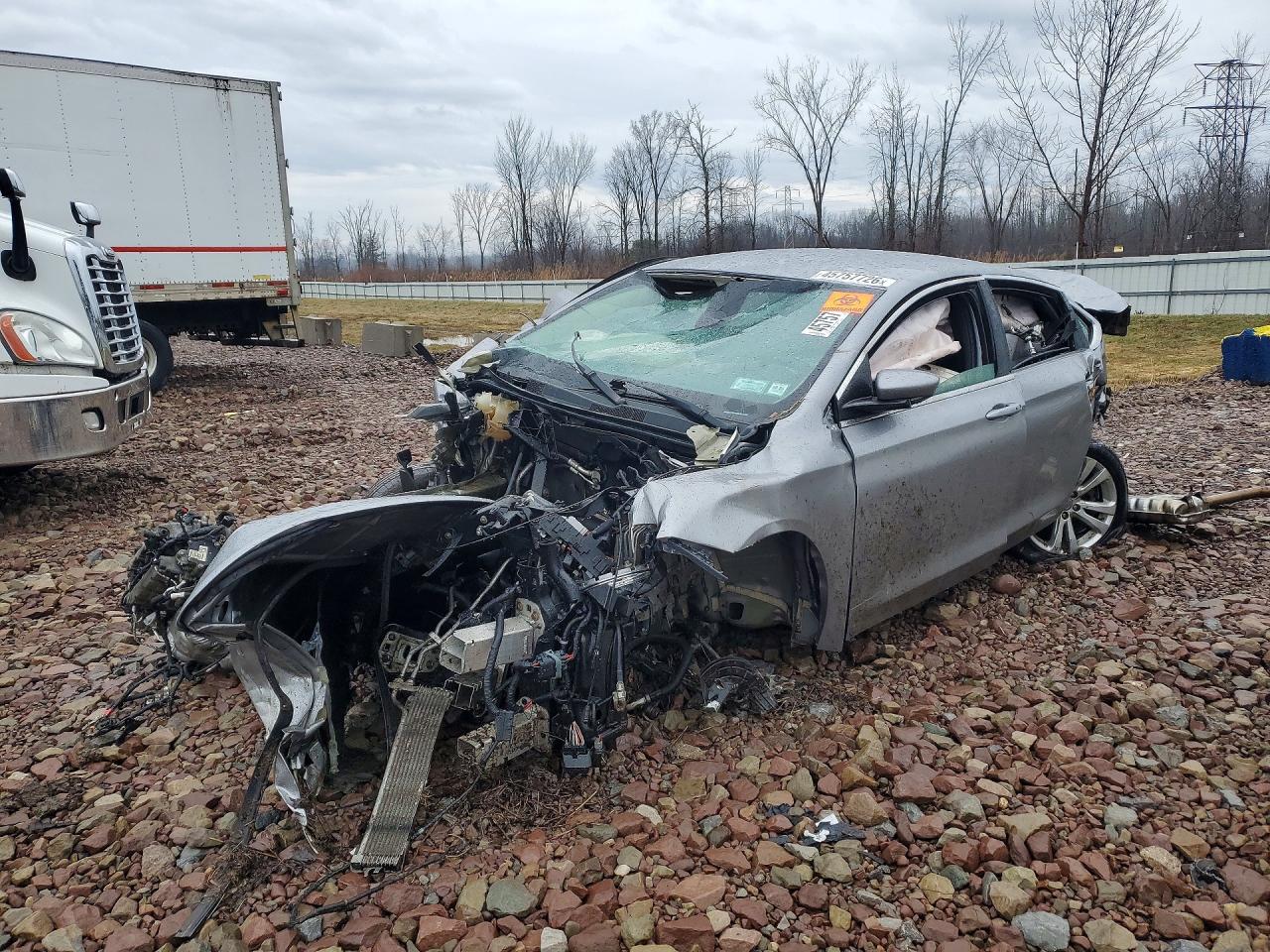 CHRYSLER 200 2015
