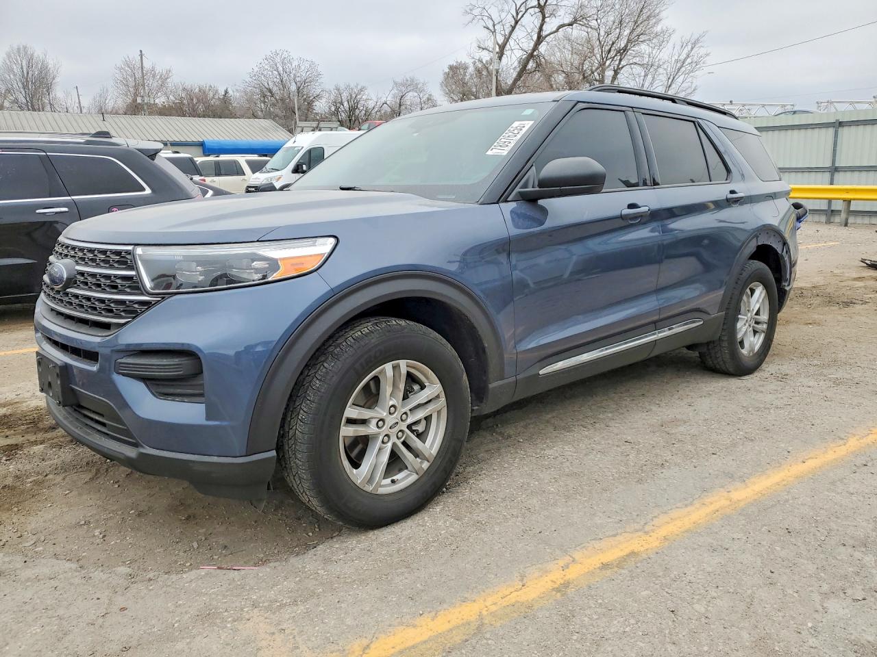 FORD EXPLORER 2021