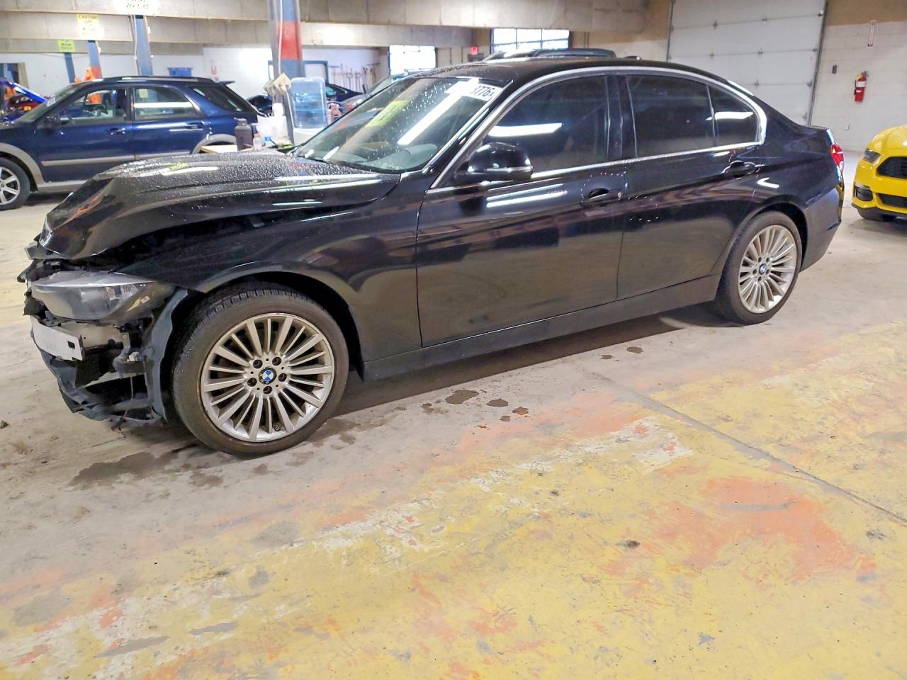 BMW 328 2014