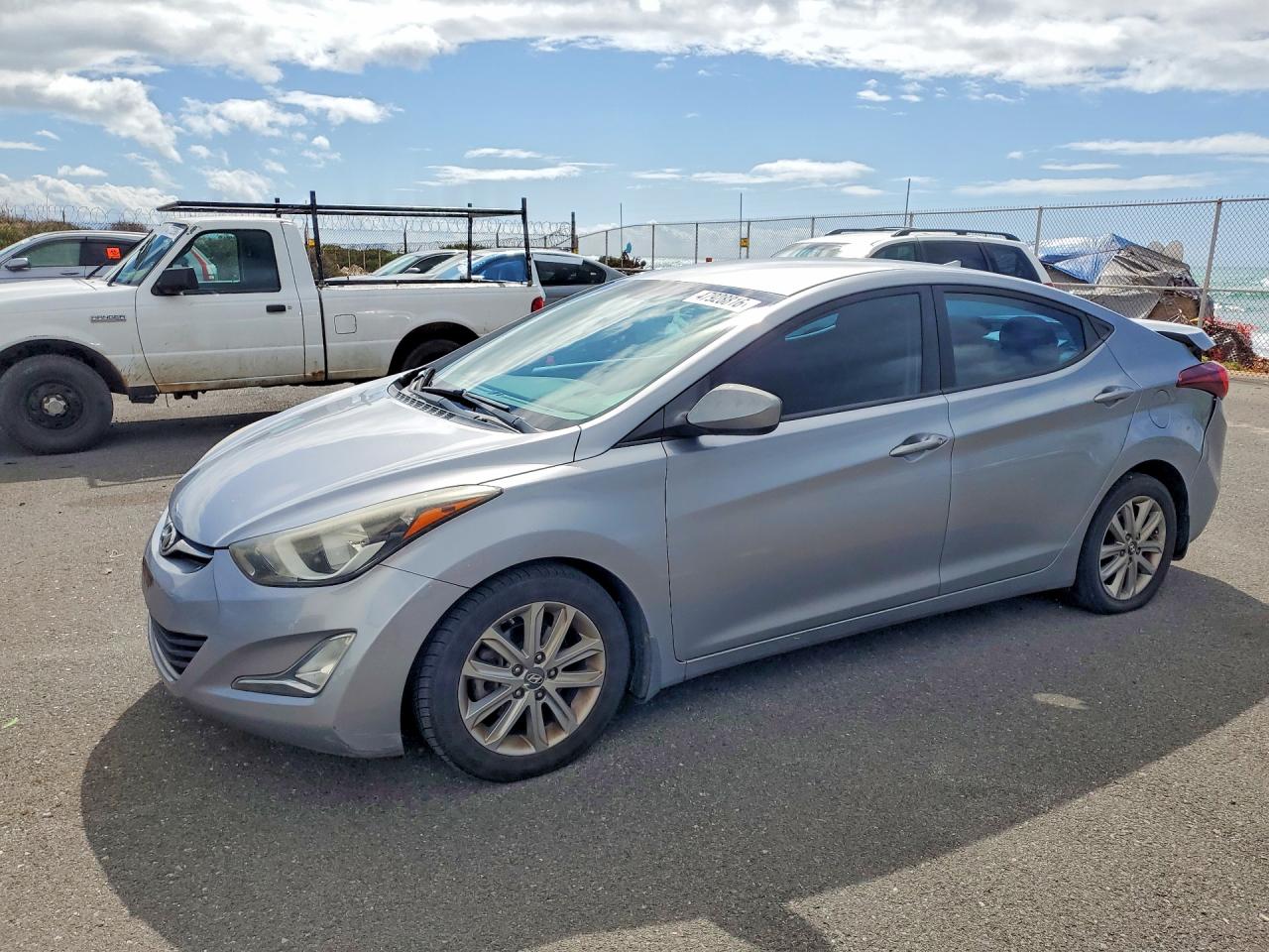 HYUNDAI ELANTRA 2016