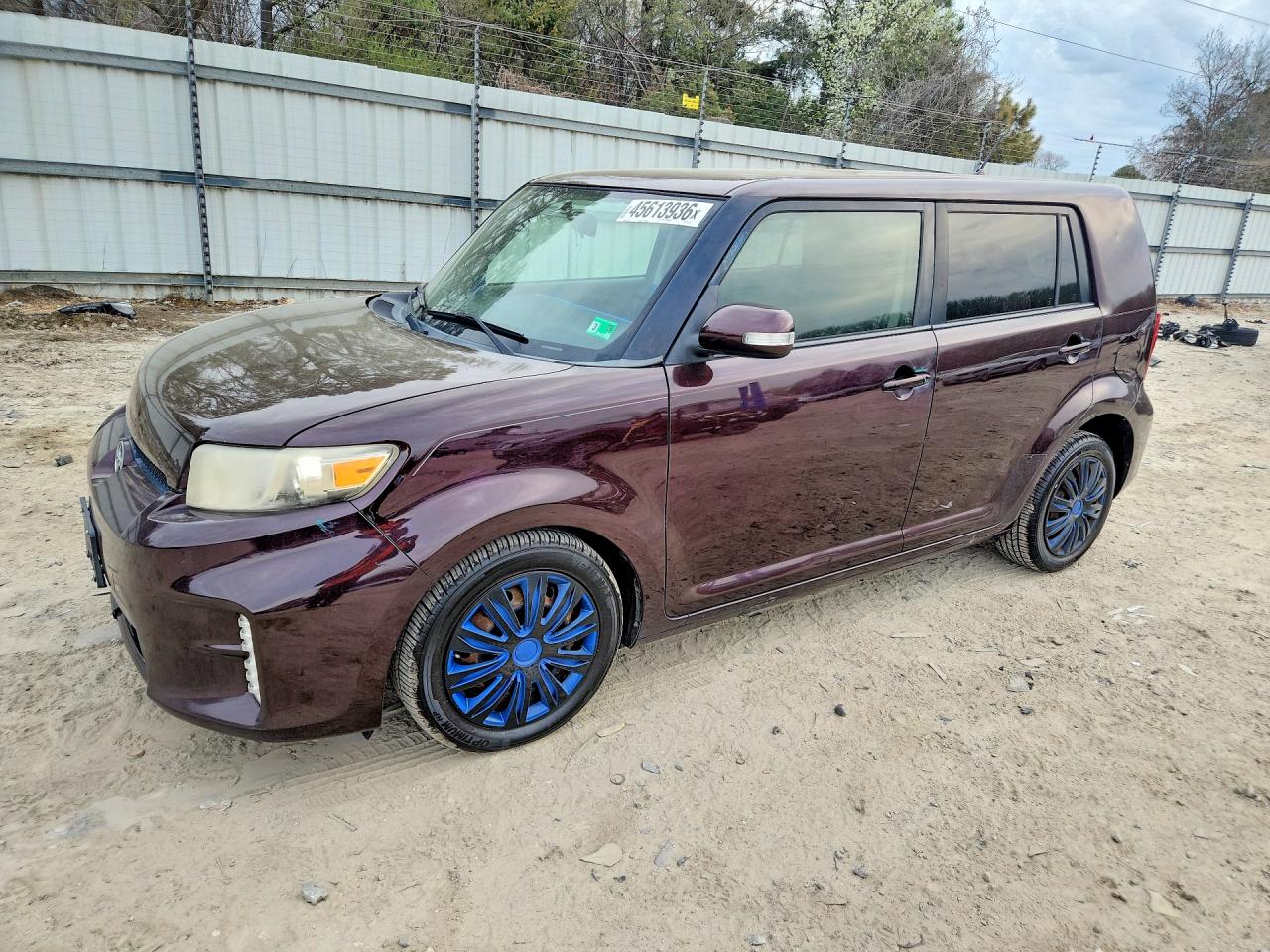 SCION XB 2013