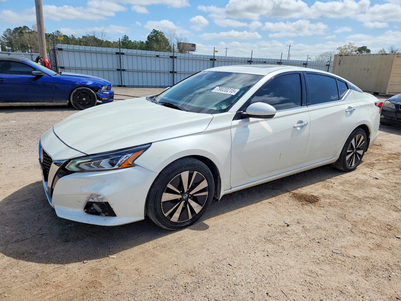 NISSAN ALTIMA 2020