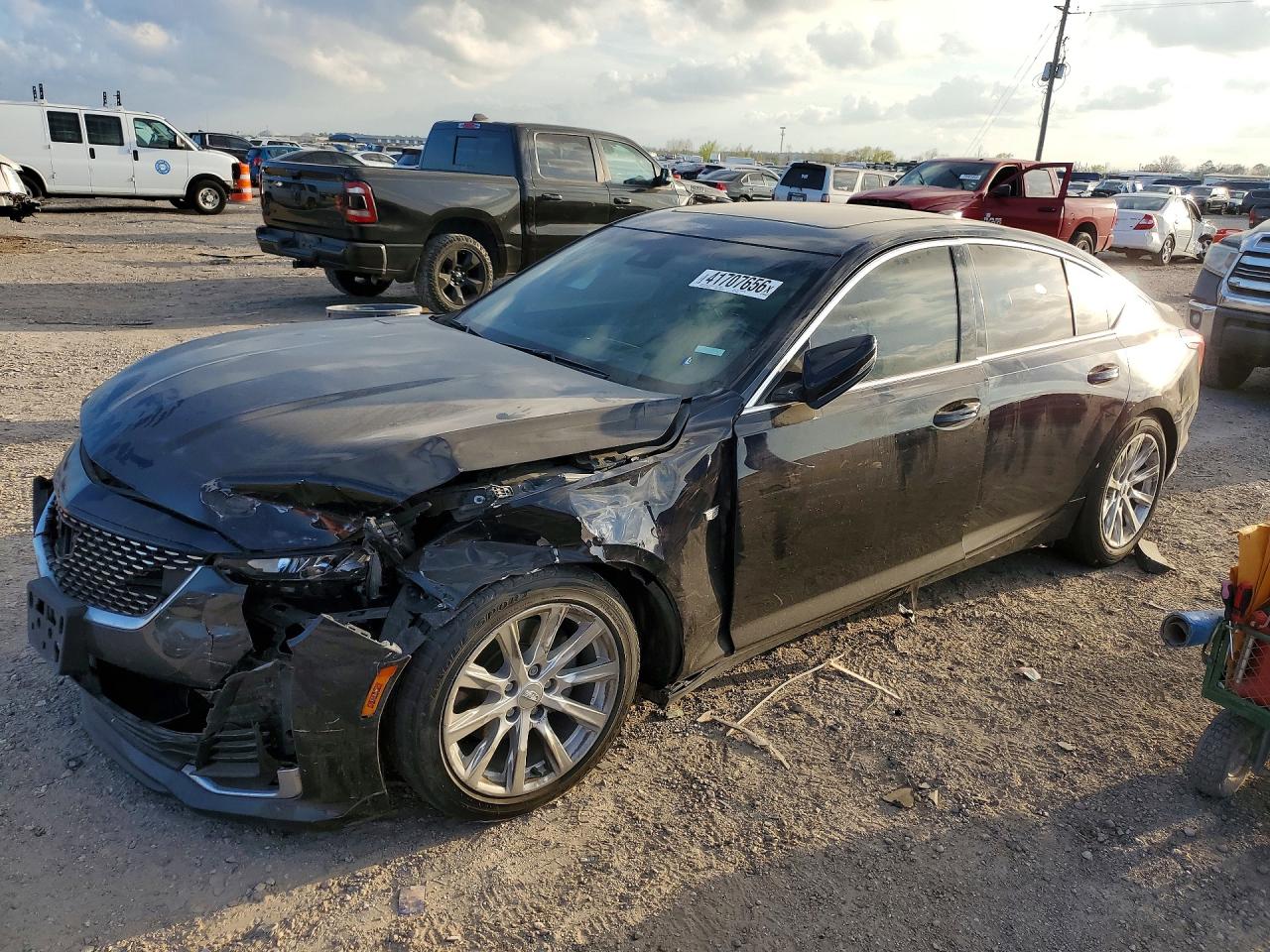 CADILLAC CT5 2021