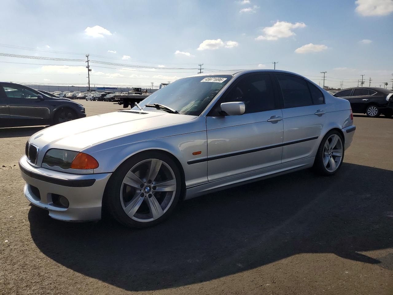 BMW 325 2001