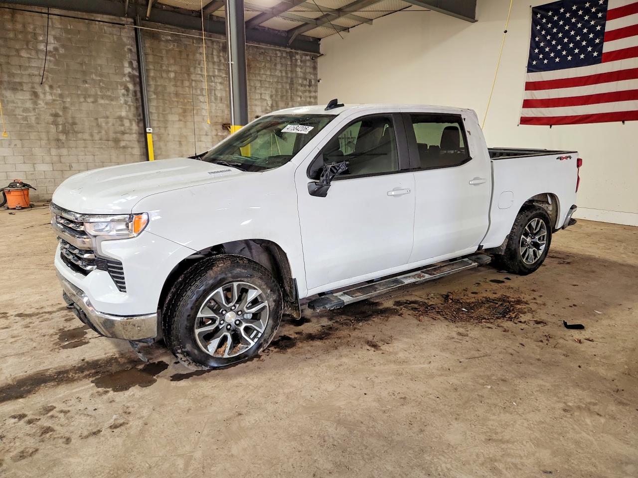 CHEVROLET SILVERADO 2025