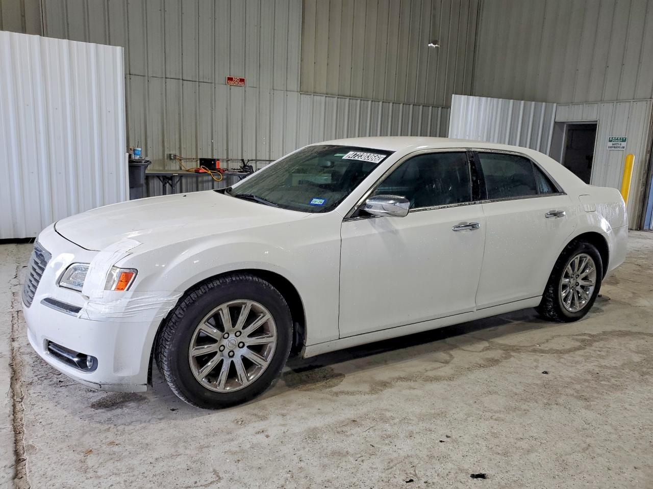 CHRYSLER 300 2012