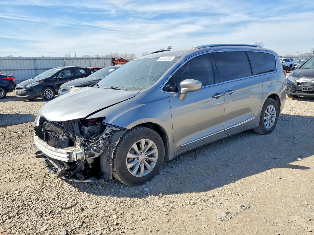 CHRYSLER PACIFICA 2019