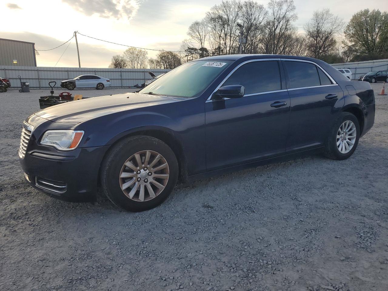 CHRYSLER 300 2013