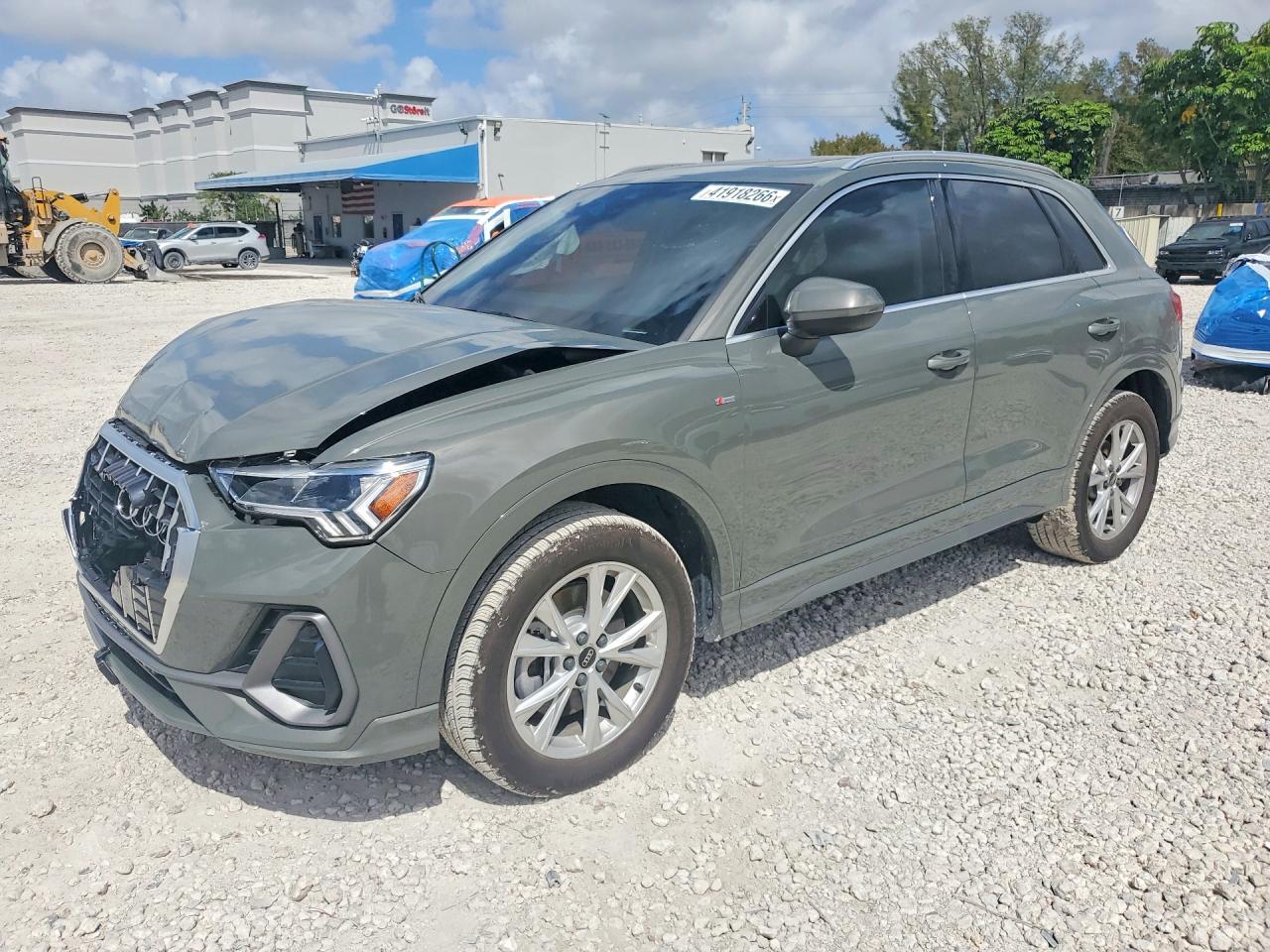 AUDI Q3 2025