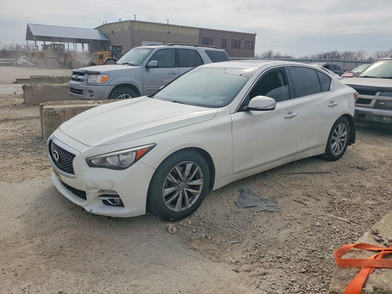 INFINITI Q50 2014