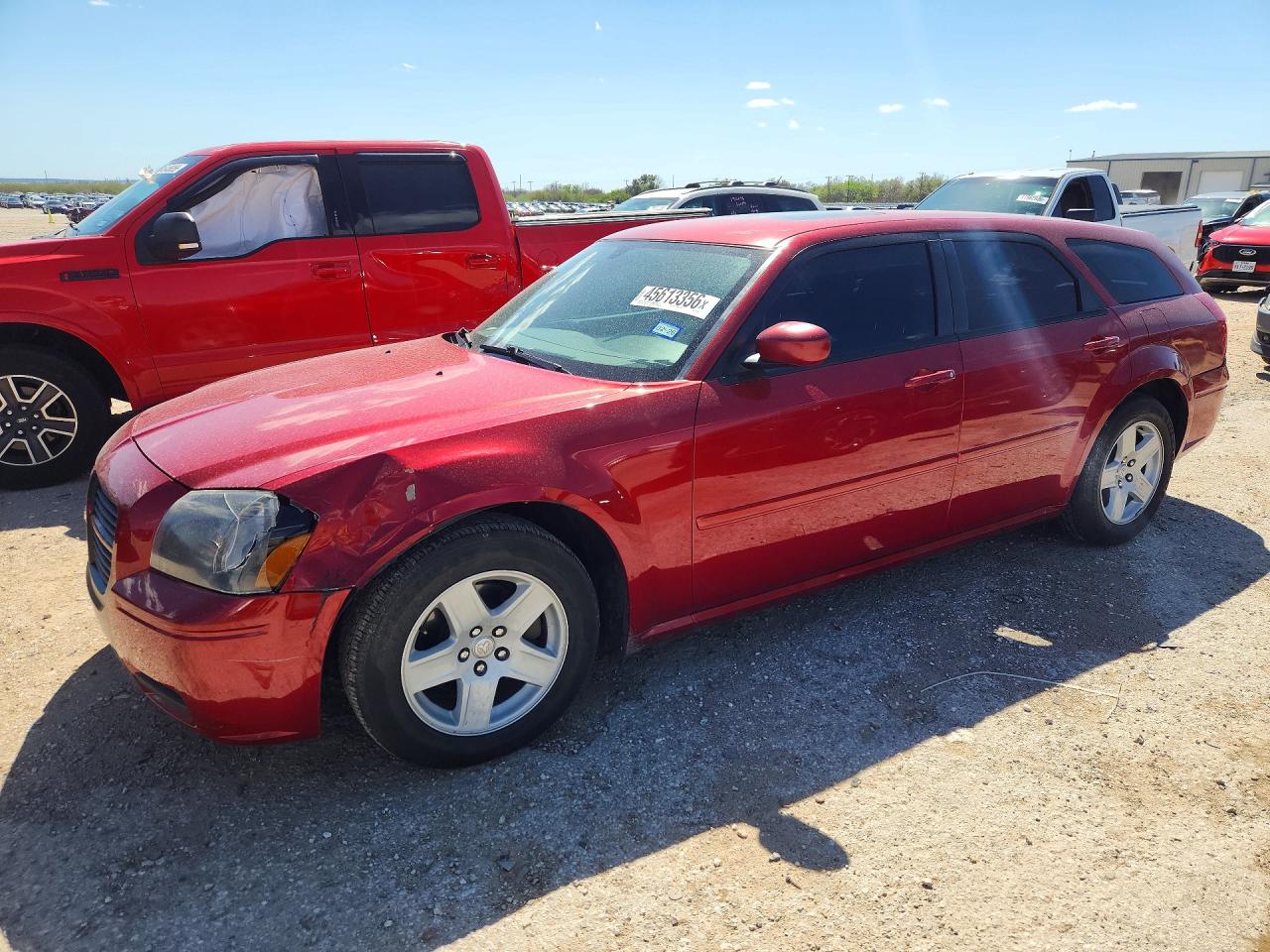DODGE MAGNUM 2005