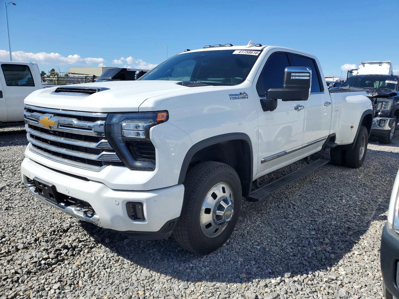 CHEVROLET SILVERADO 2024