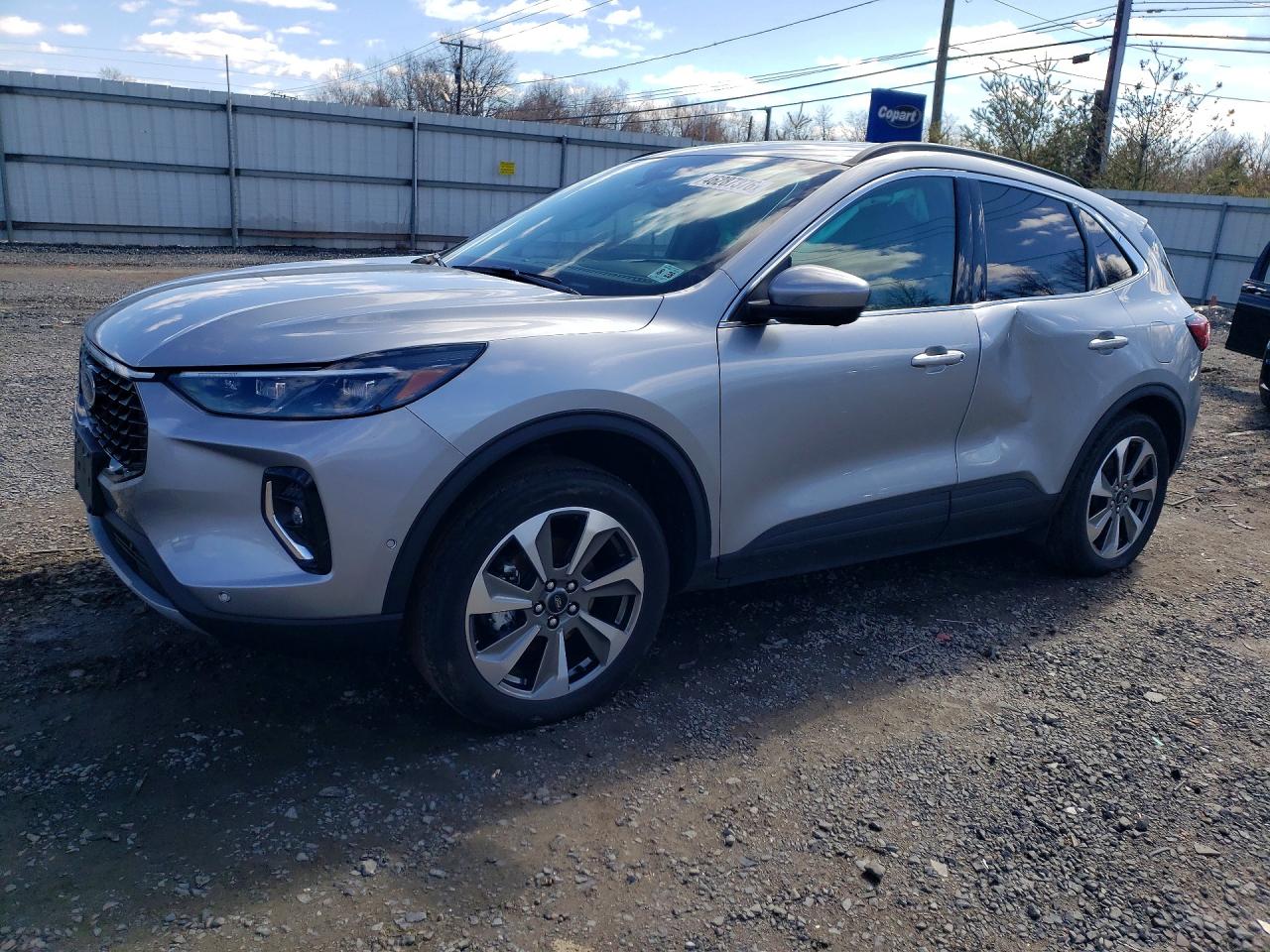 FORD ESCAPE 2023
