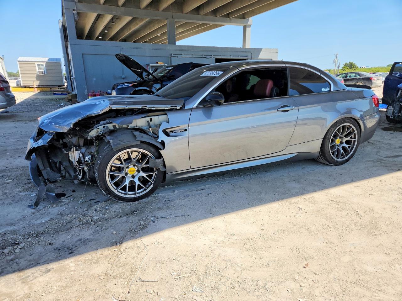 BMW M3 2011