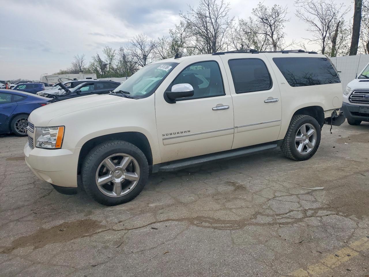 CHEVROLET SUBURBAN 2011