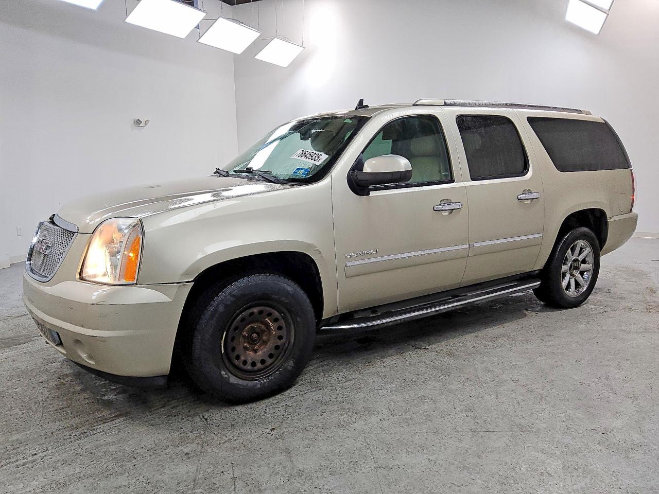 GMC YUKON XL 2013