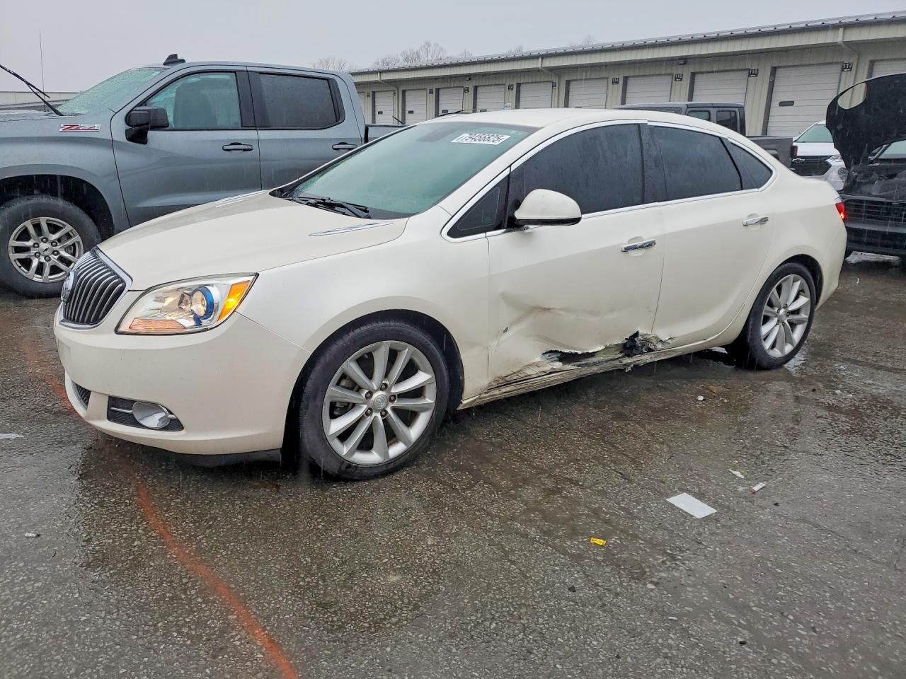 BUICK VERANO 2013