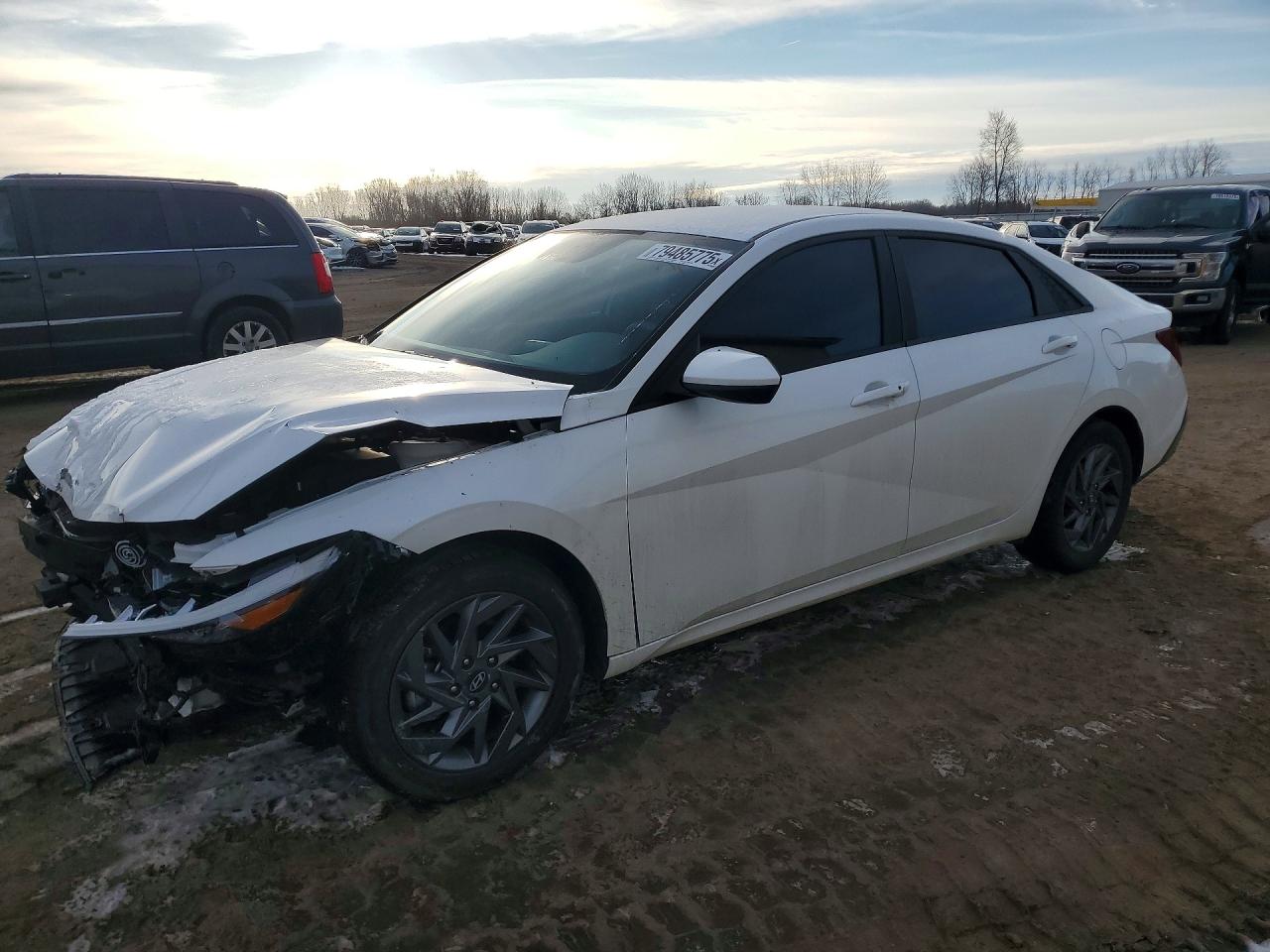 HYUNDAI ELANTRA 2024