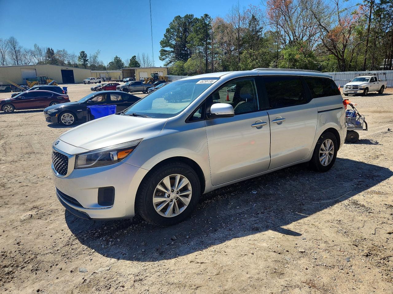KIA SEDONA 2015