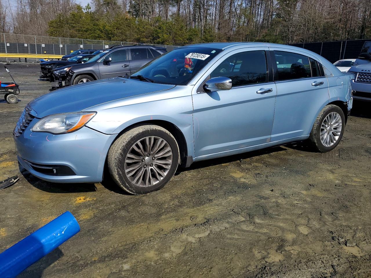 CHRYSLER 200 2012