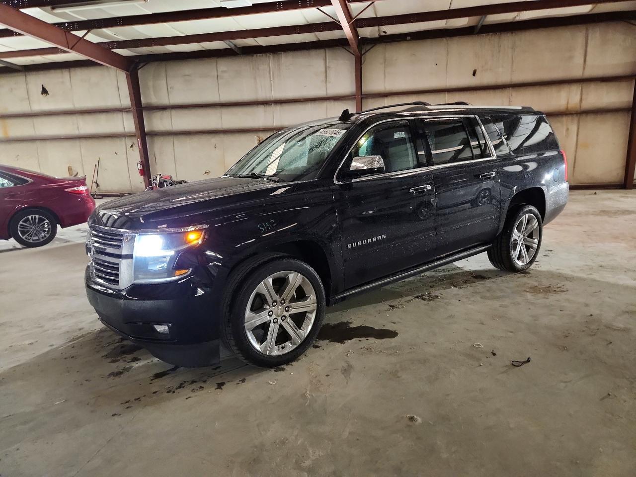 CHEVROLET SUBURBAN 2017
