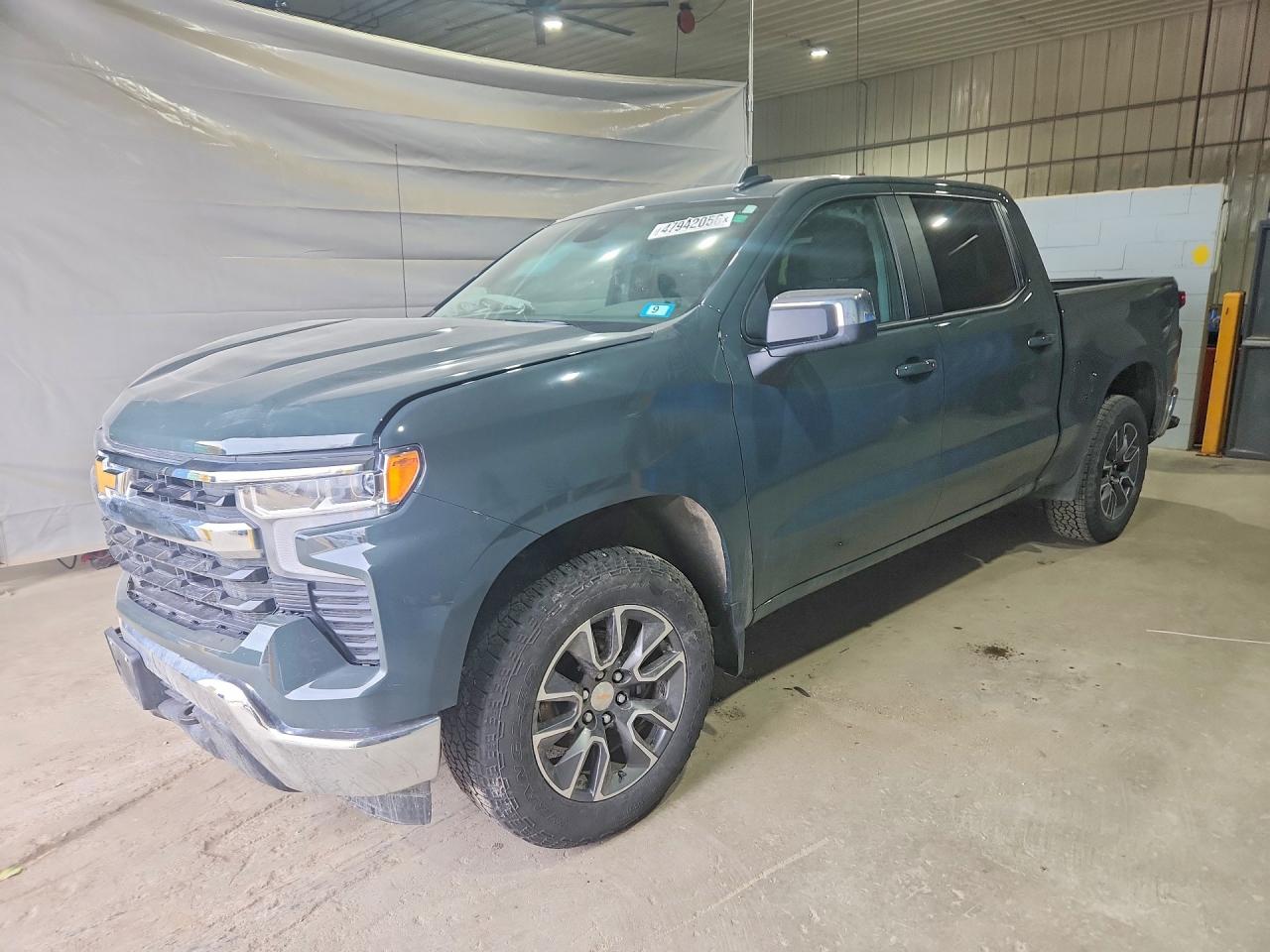 CHEVROLET SILVERADO 2025