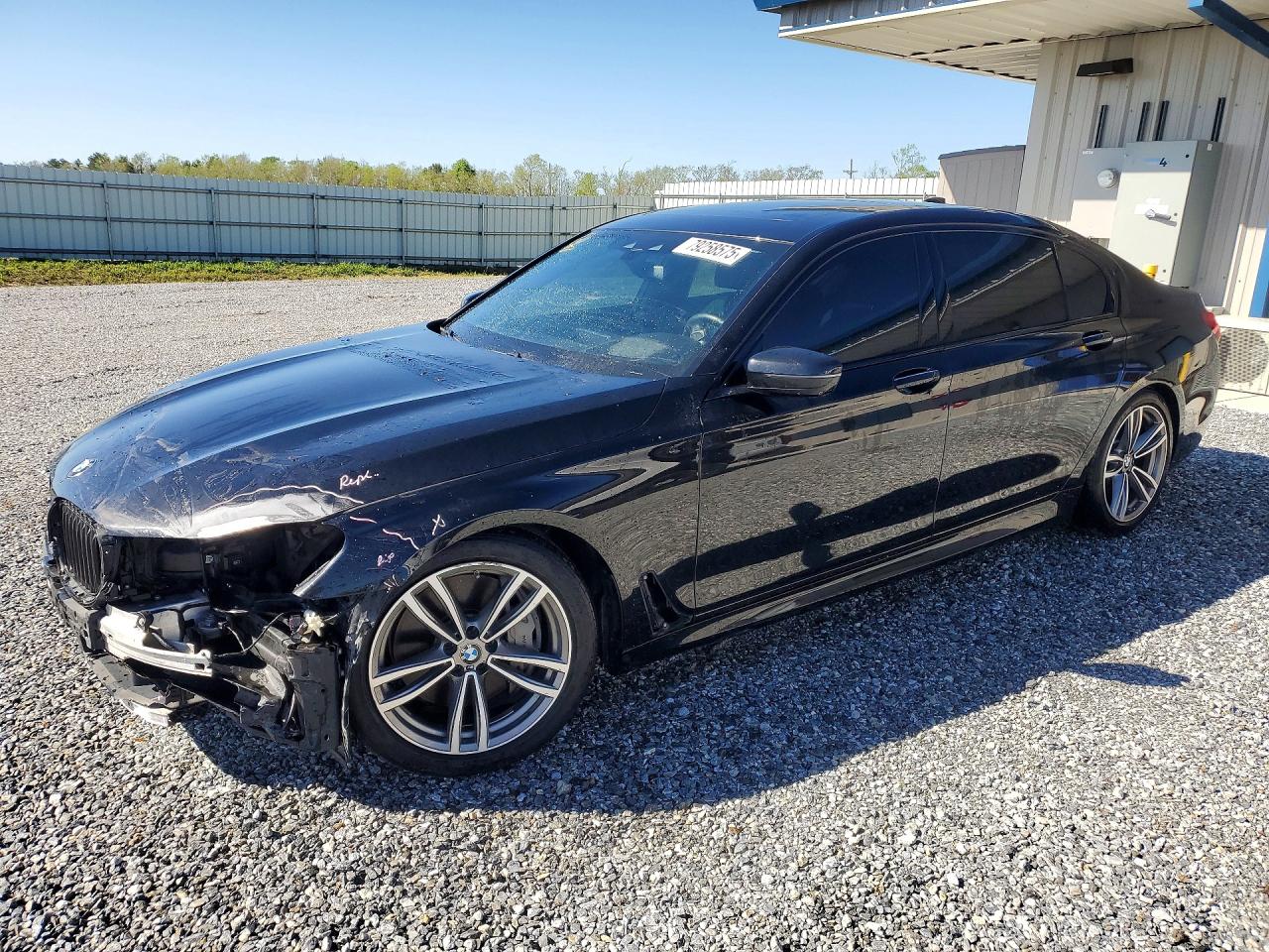 BMW 750 2019