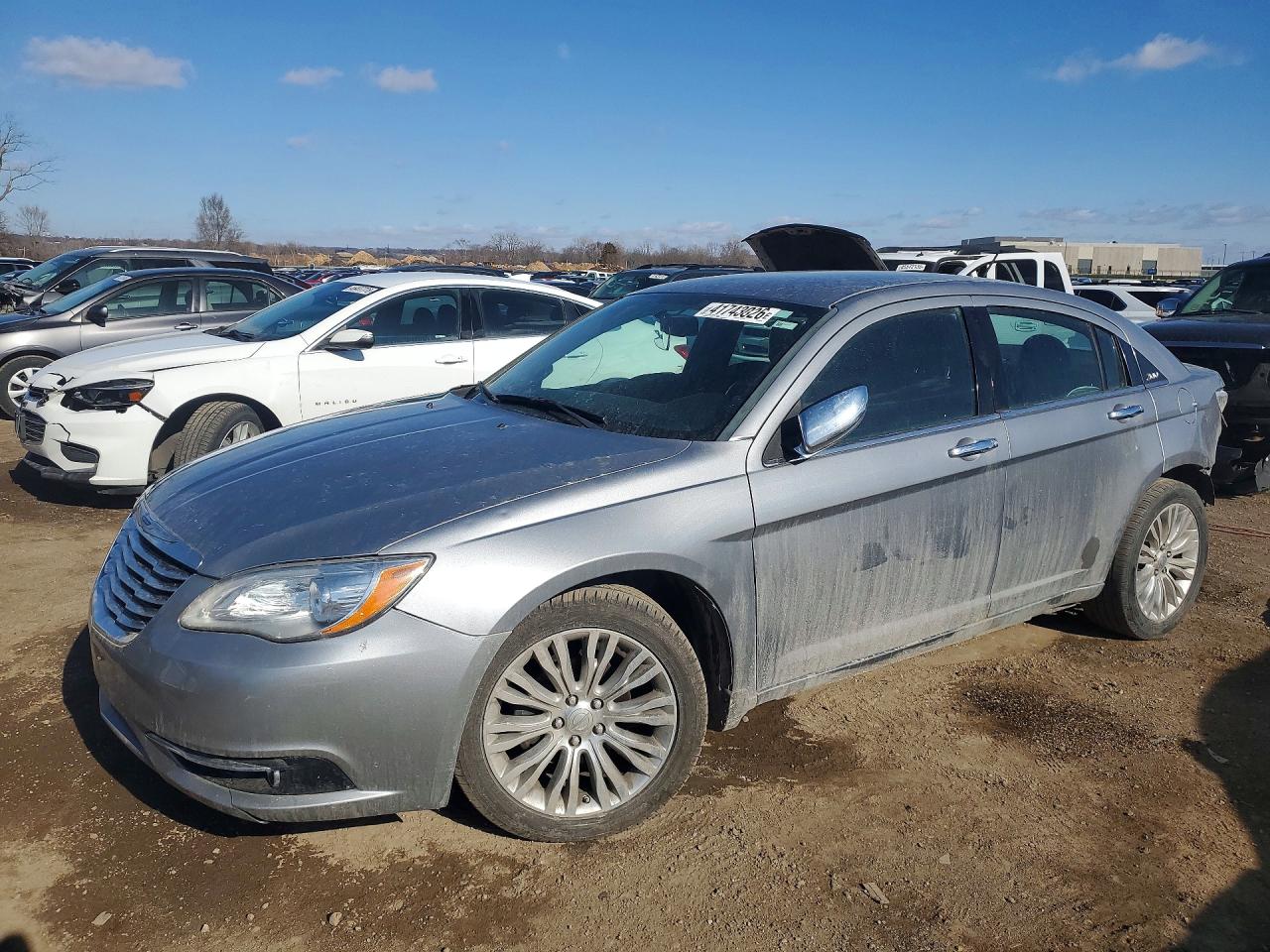 CHRYSLER 200 2013