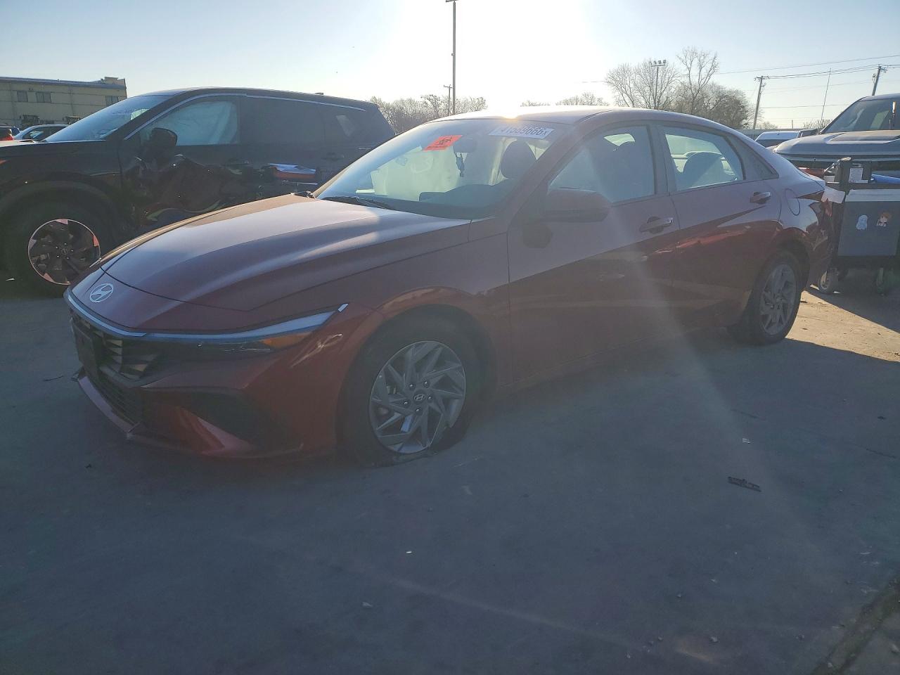 HYUNDAI ELANTRA 2025