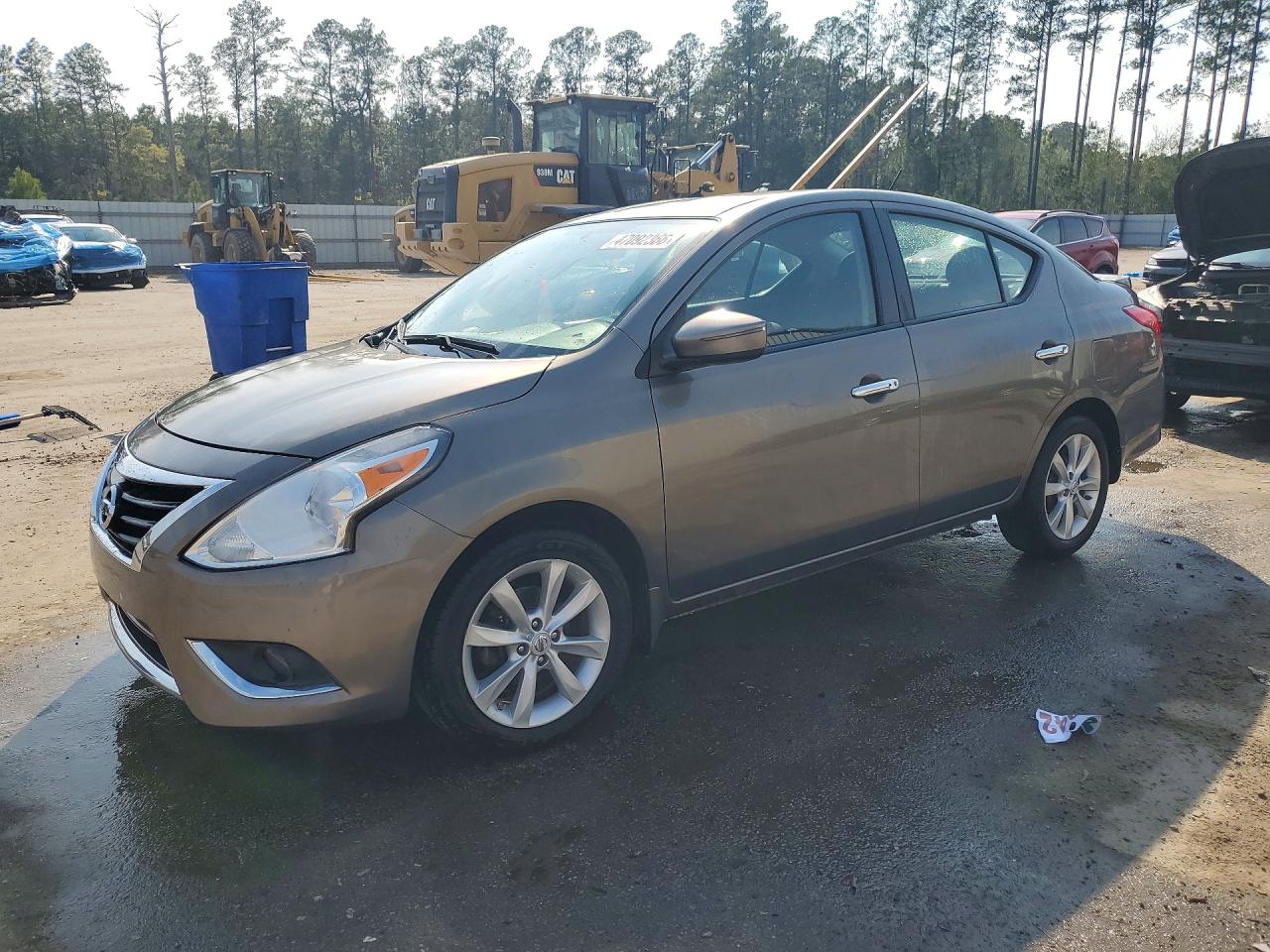 NISSAN VERSA 2015