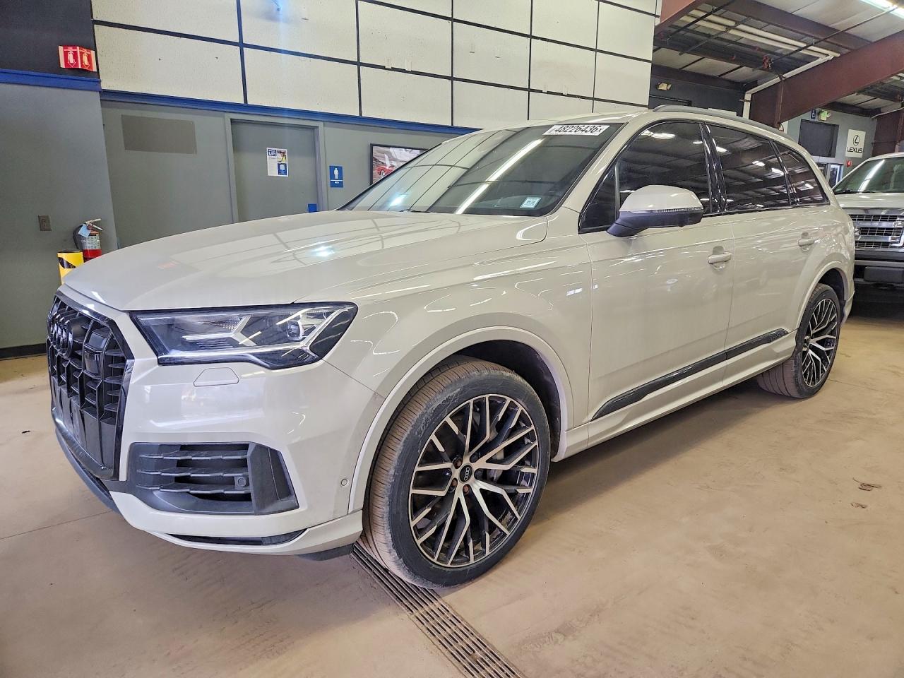 AUDI Q7 2022