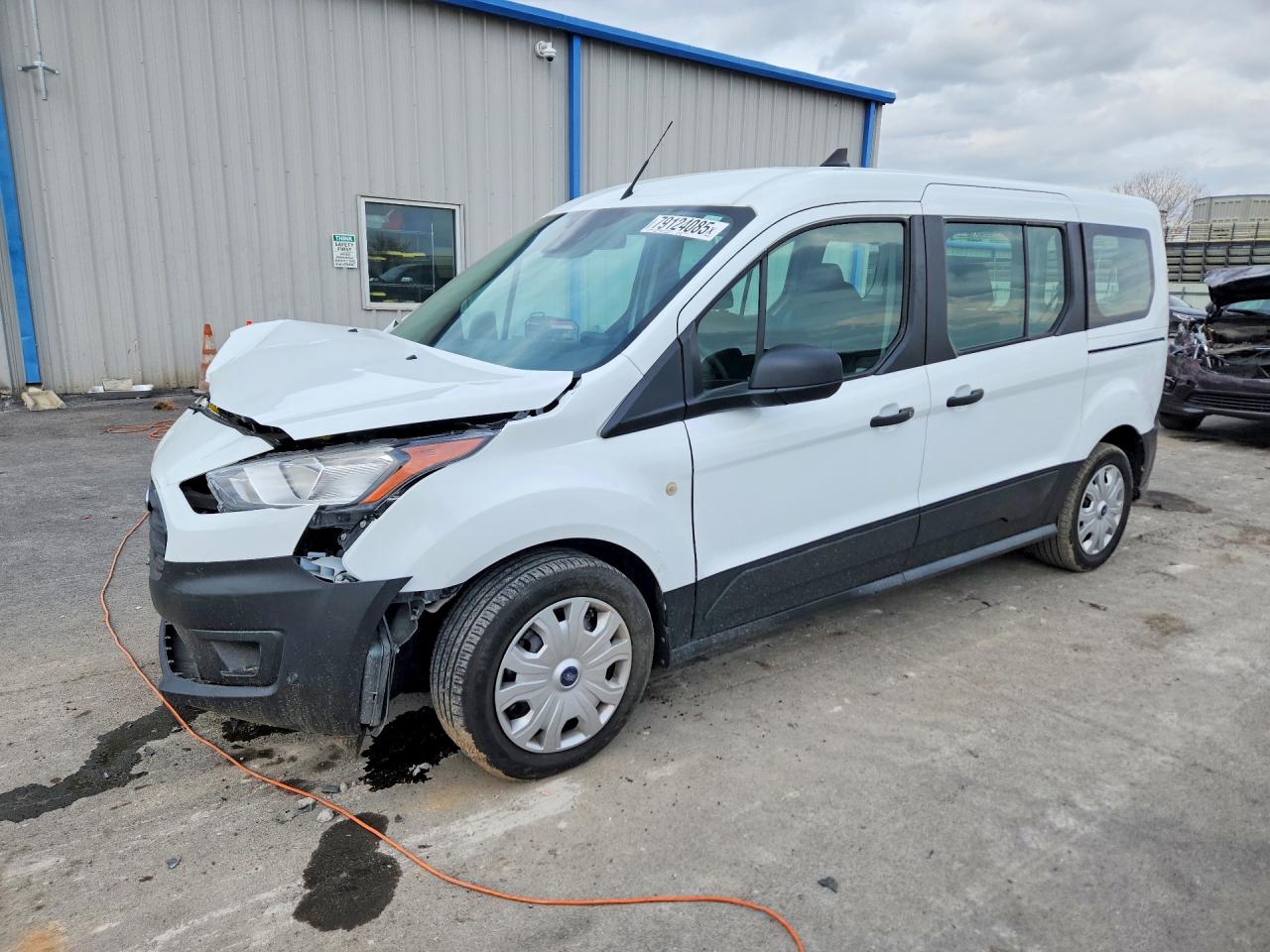 FORD TRANSIT CONNECT 2021