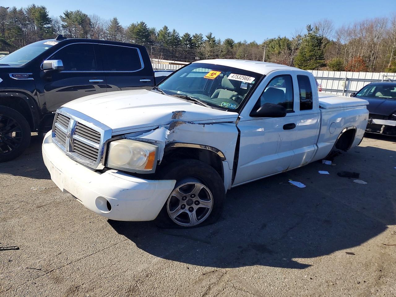 DODGE DAKOTA 2006