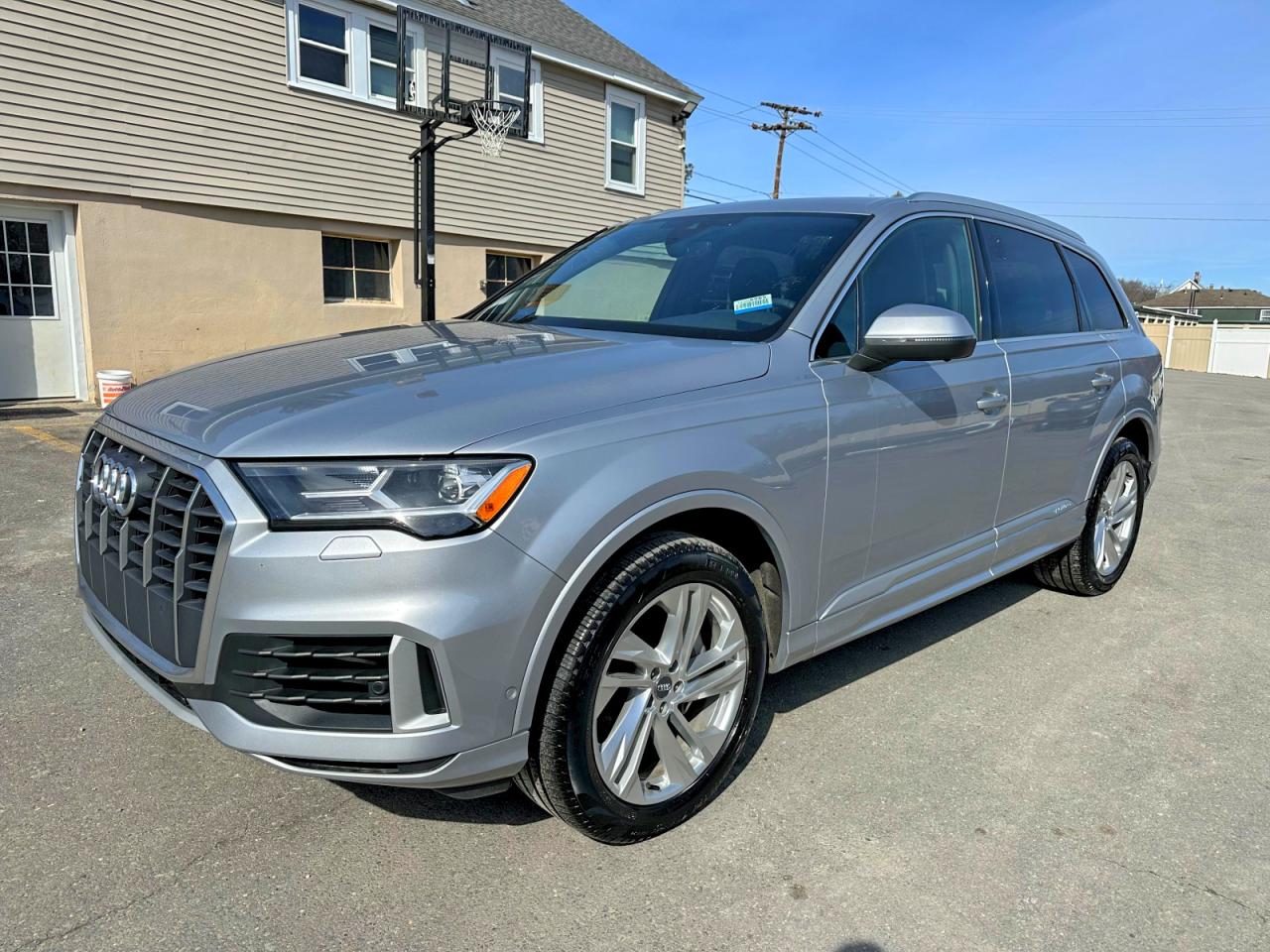 AUDI Q7 2021