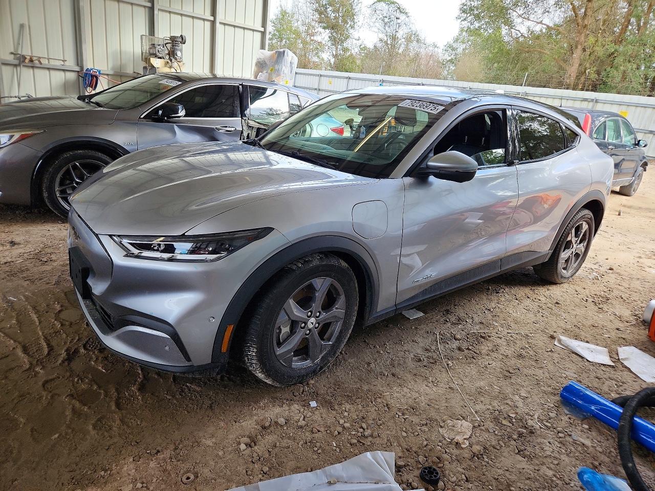 FORD MUSTANG MACH-E 2021