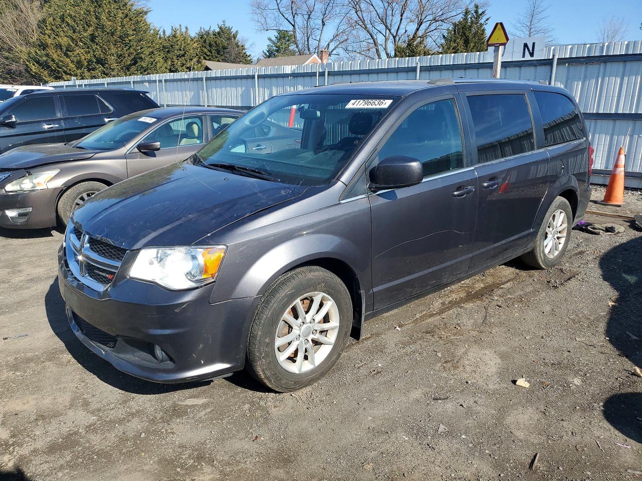 DODGE GRAND CARAVAN 2018