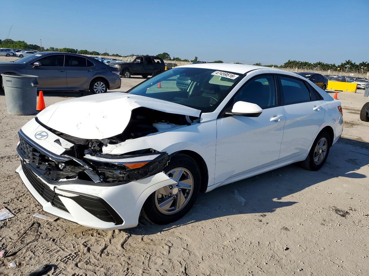 HYUNDAI ELANTRA 2025