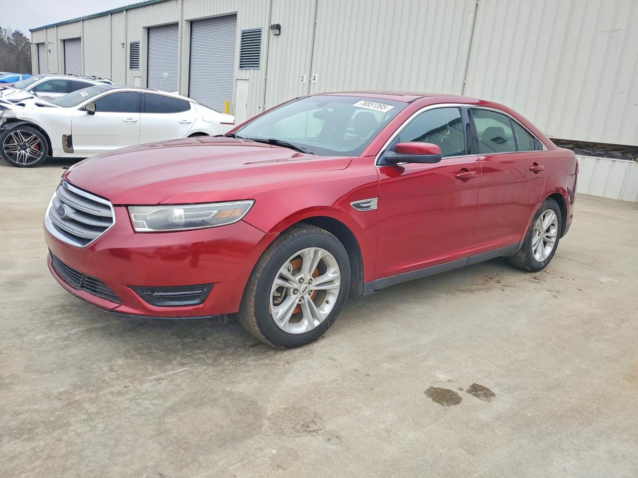 FORD TAURUS 2015