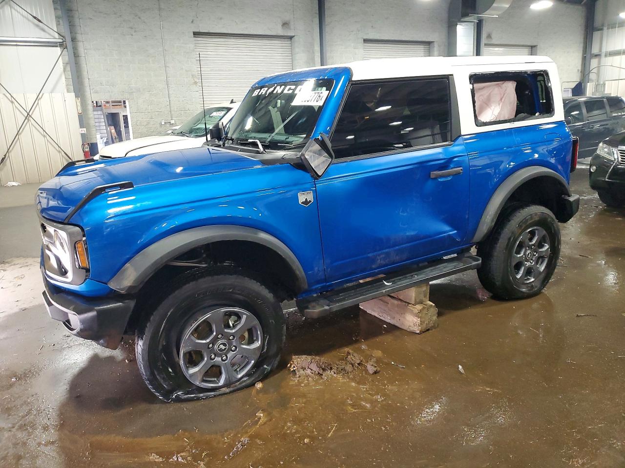 FORD BRONCO 2022