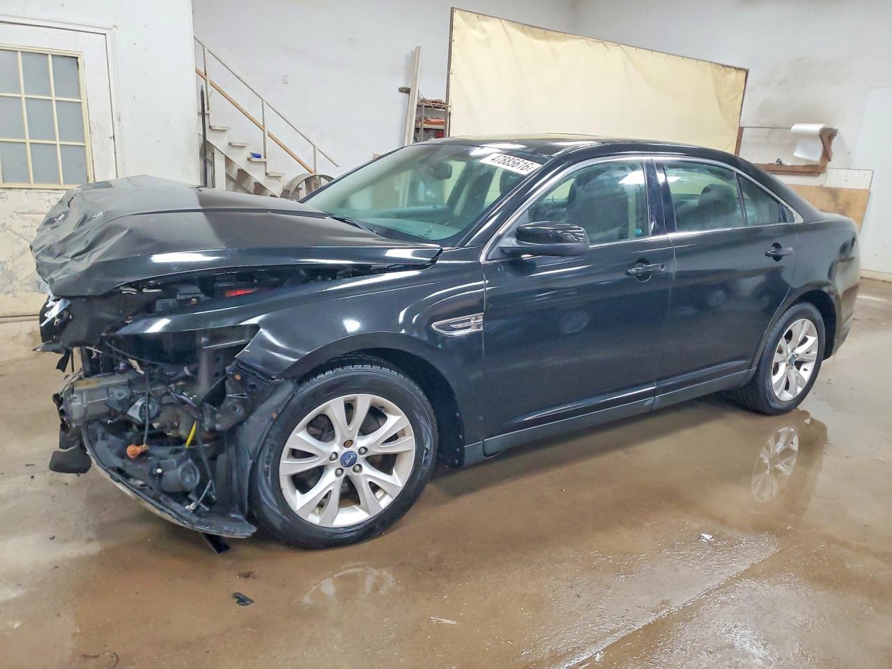 FORD TAURUS 2010
