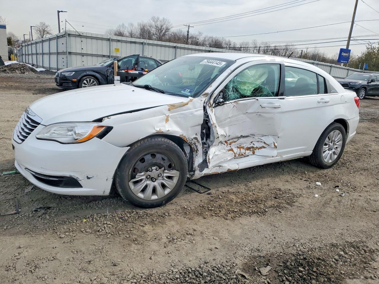 CHRYSLER 200 2013