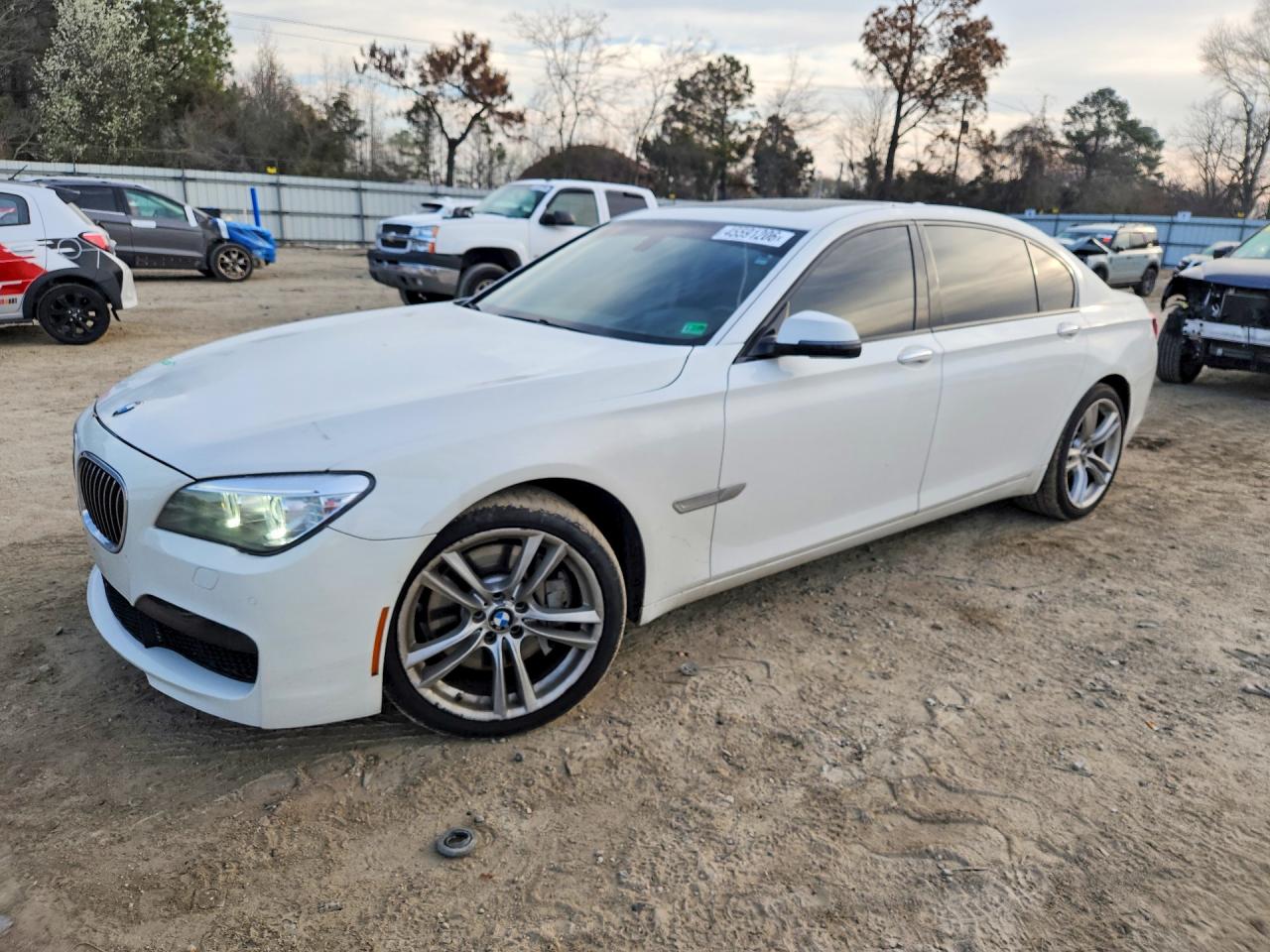 BMW 750 2013